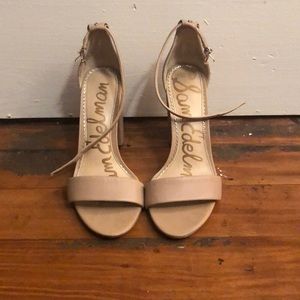 Lightly used nude heel